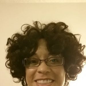 Meet your Posher, Cecelia